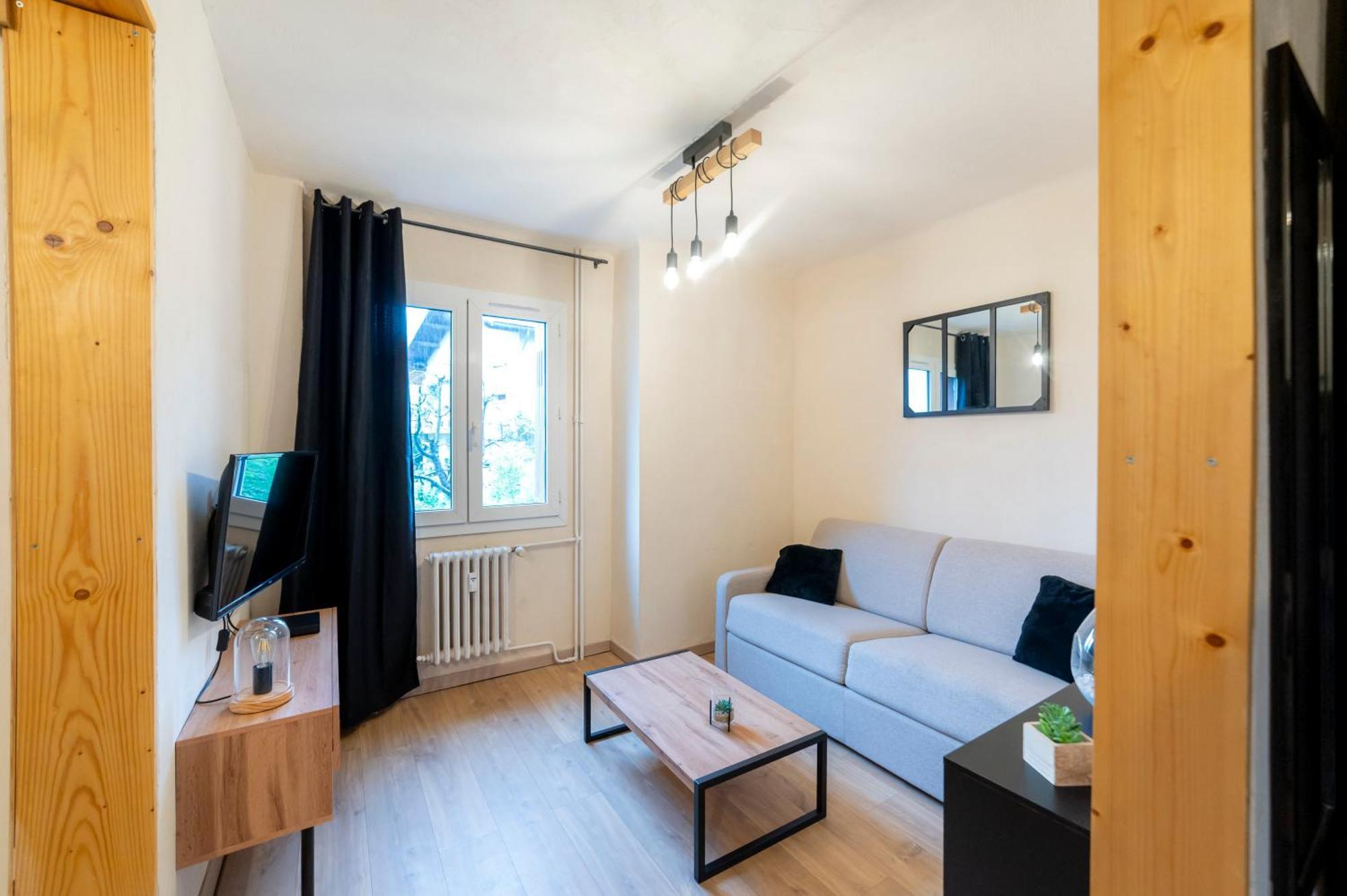 La Galleanne Studio Agreable Et Chaleureux Briançon Dış mekan fotoğraf
